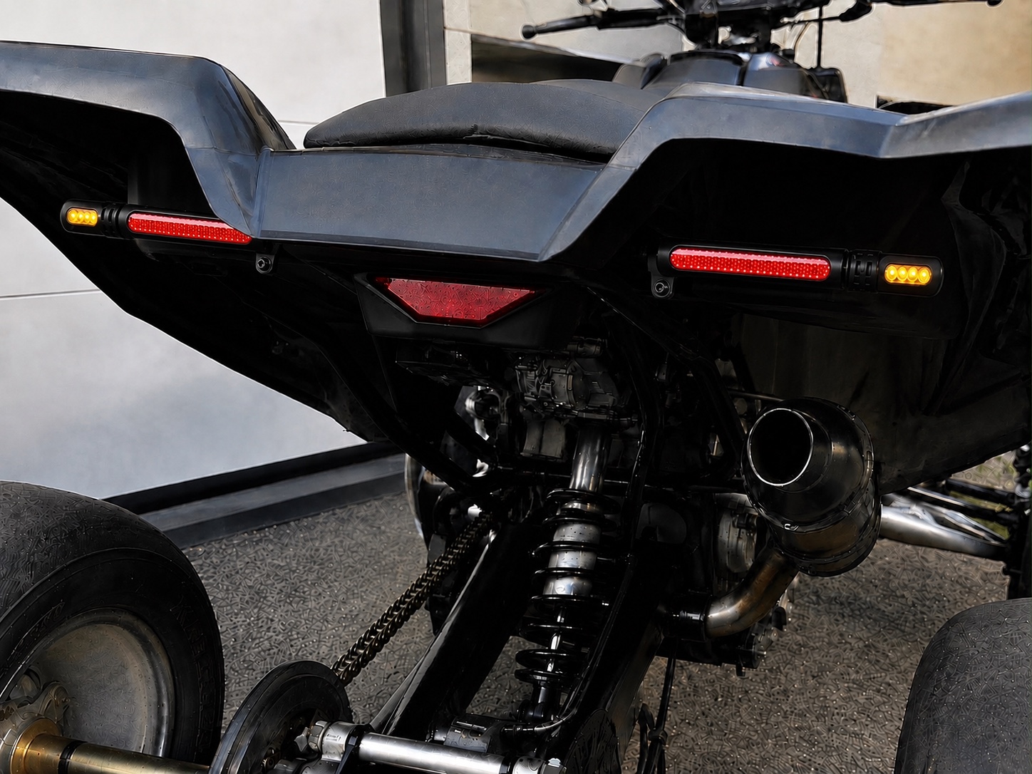 Ansicht der integrierten Rücklicht und Blinker Halterung am Quad